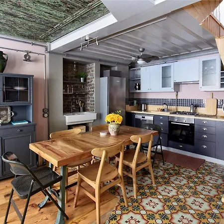 Golden Horn Views From The Saffron House In Old *