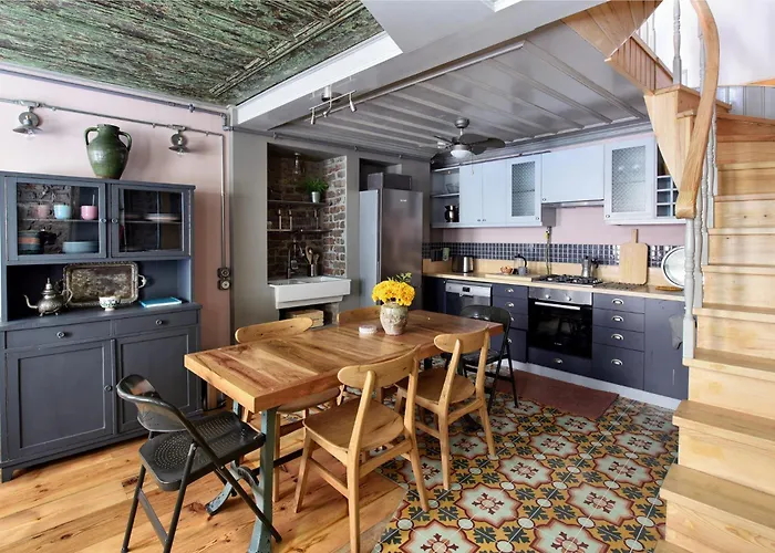 Golden Horn Views From The Saffron House In Old *