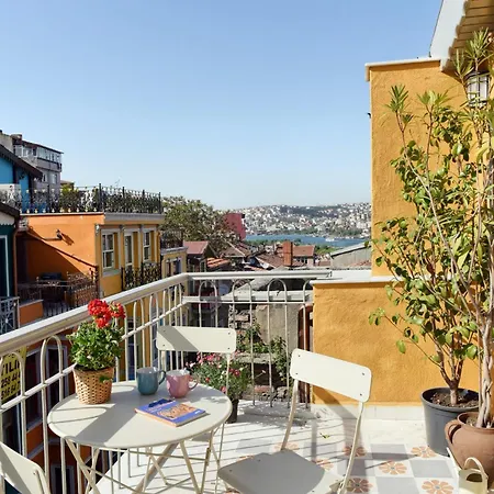 Tatil Evi Golden Horn Views From The Saffron House In Old İstanbul
